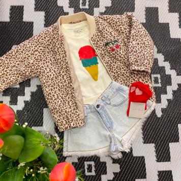 bomber print sudadera ice cream short flecos calcetin rojo