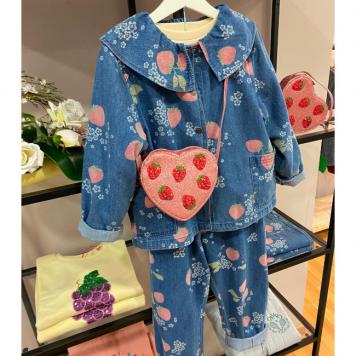 chaqueta fresas pantalon fresas